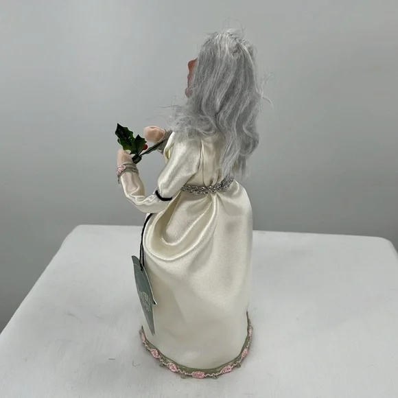 Byers Choice Caroler “Spirit of Christmas Past” from A Christmas Carol 9” - Picture 2 of 7